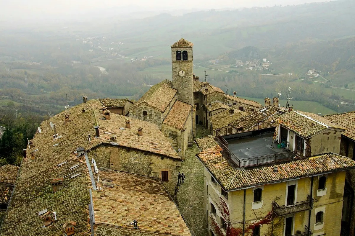 6 borghi medievali dell’Emilia da esplorare a gennaio tra storia, arte e atmosfere uniche